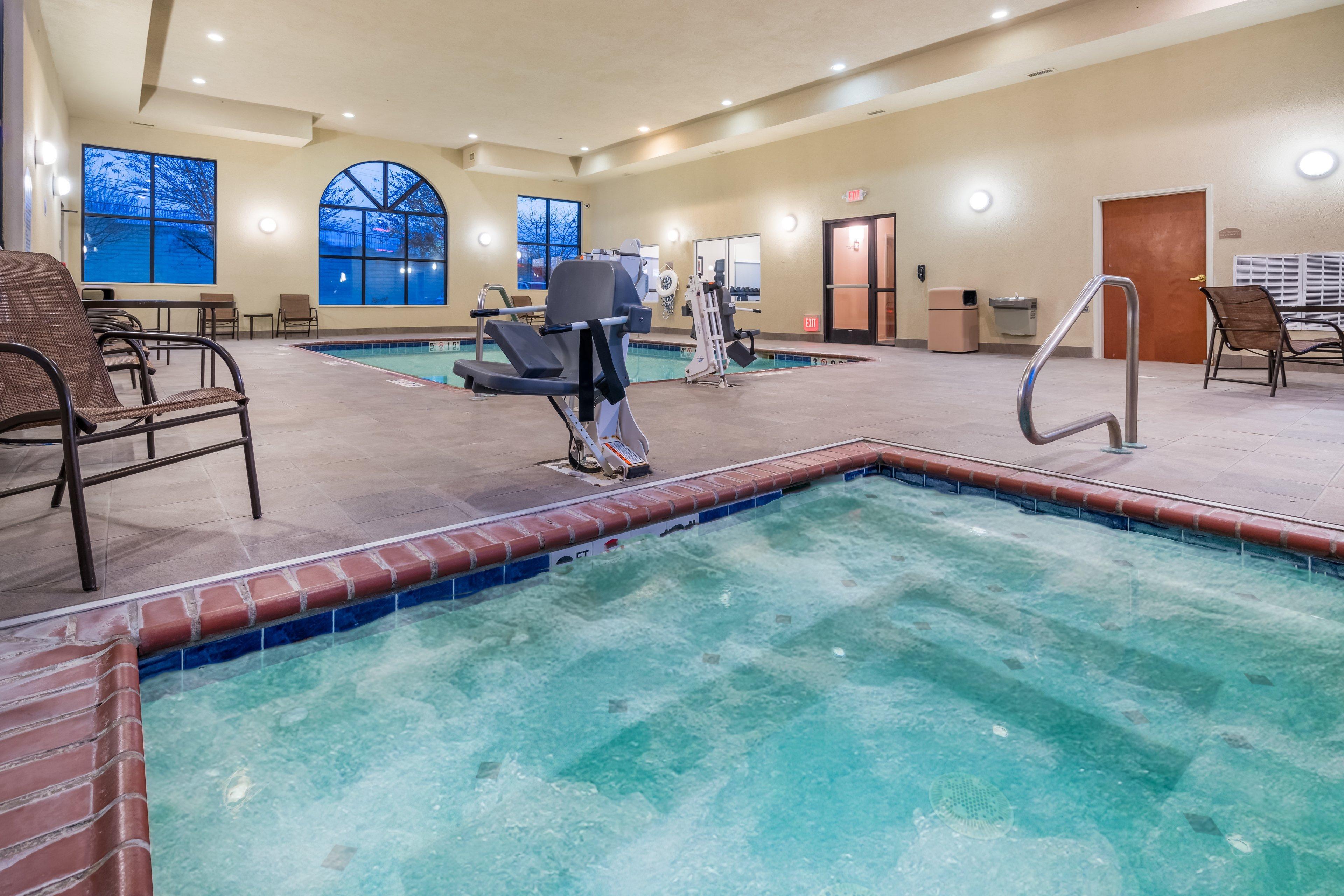 Holiday Inn Express & Suites Rocky Mount Smith Mountain Lake By Ihg Екстер'єр фото